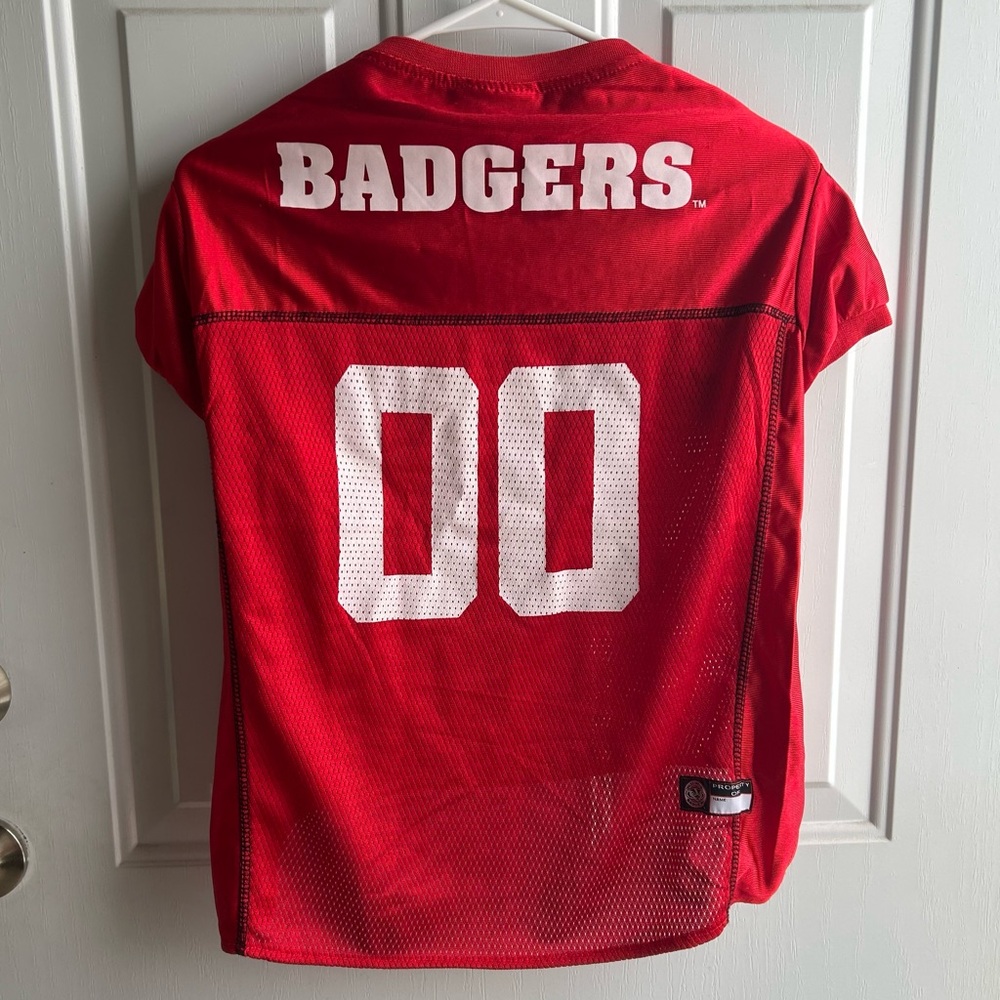 Pets First NCAA Wisconsin Badgers Dog Jersey Size XXL Red Football Basketball